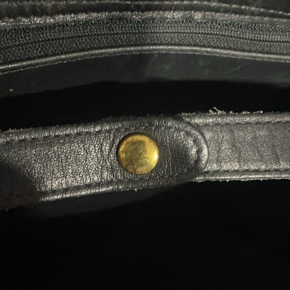 Coach Black Backpack Magnet Made In USA Gold Hardware Vintage Leather Authentic - Picture 9 of 9